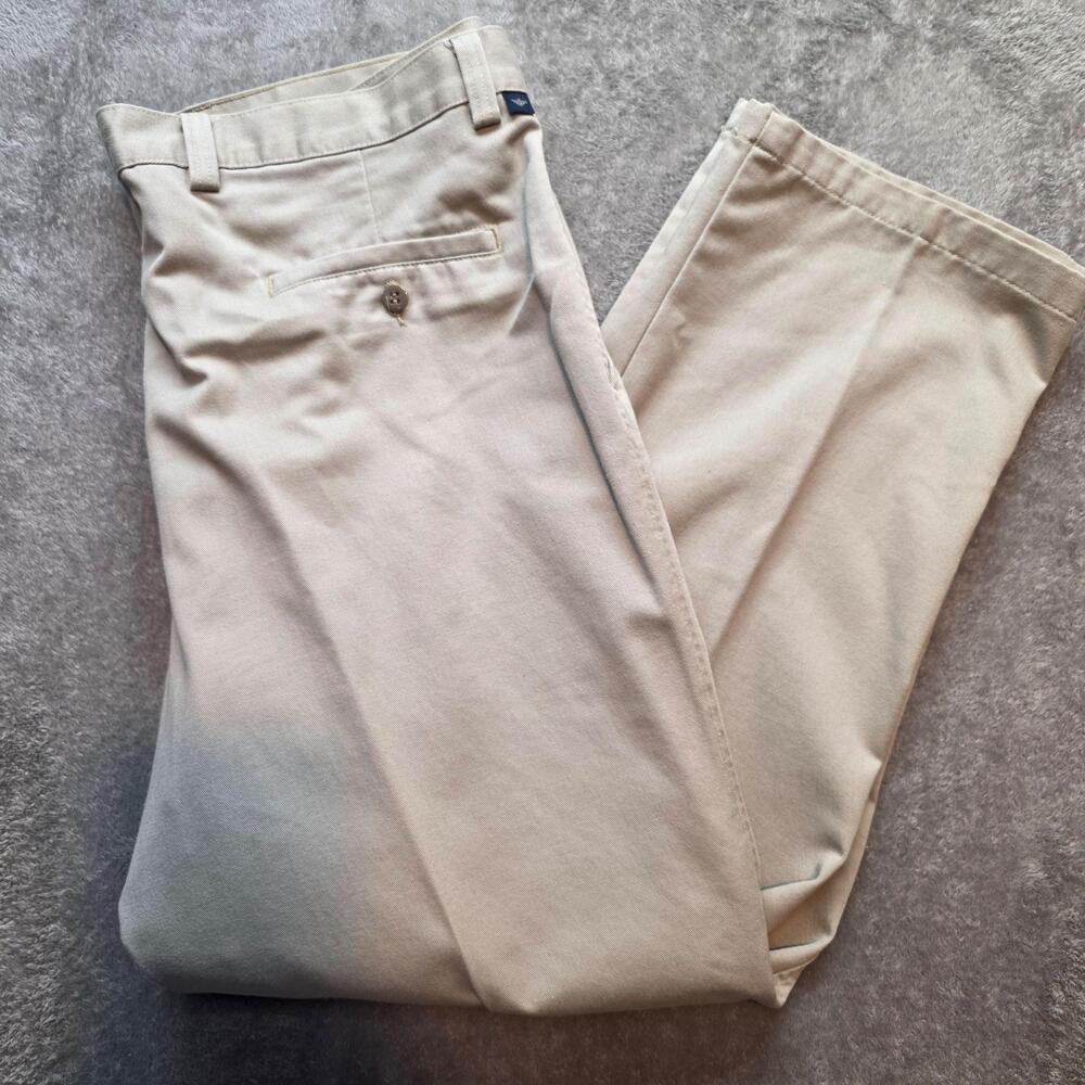 Dockers Khaki Pants Mens 38x30 Beige Pleated Regular Fit Straight Leg Casual